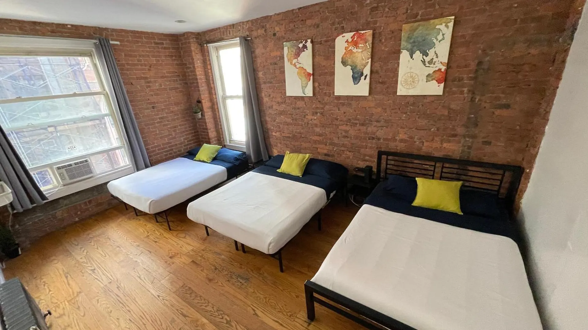 kontakty Nest Apartment Herald Square Studio #8